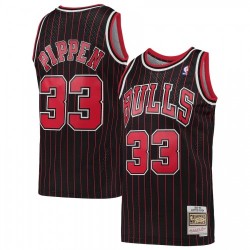 Men's Chicago Bulls Scottie Pippen #33 Throwback Black Hardwood Classics 95-96 Swingman Jersey