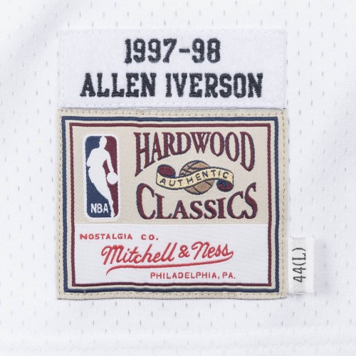 Men's Philadelphia 76ers Allen Iverson #3 Throwback Mitchell & Ness White 1997-98 Hardwood Classics Jersey