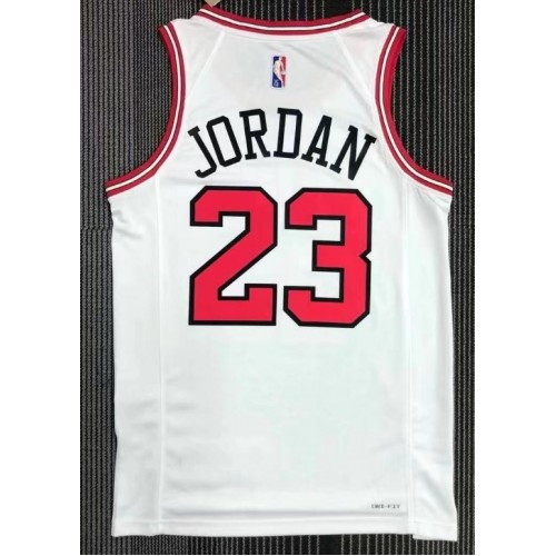 Men's Chicago Bulls Michael Jordan #23 Nike White 2021/22 Swingman NBA Jersey - Icon Edition