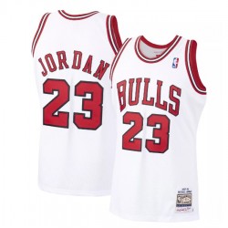 Men's Chicago Bulls Michael Jordan #23 Throwback White 1997-98 Hardwood Classics Player Jersey