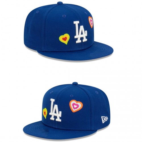 Los Angeles Dodgers Chain Stitch Heart Snapback Hat