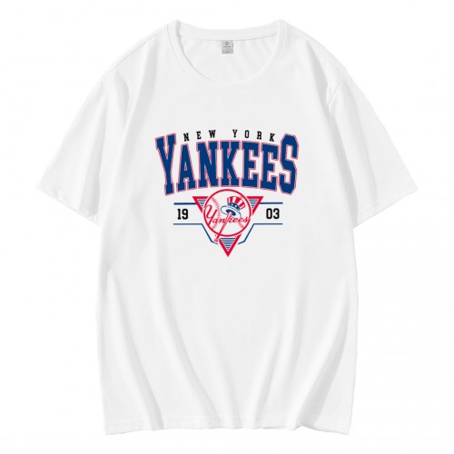 New York Yankees Baseball Bat Heart T-Shirt New York Yankees Baseball Bat Heart T-Shirt