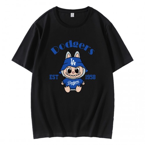 Proud To Be A Mom And Los Angeles Dodgers Fanss T-Shirt Proud To Be A Mom And Los Angeles Dodgers Fanss T-Shirt