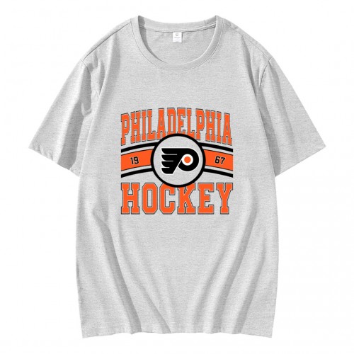 Vintage Philadelphia Flyers Hockey Logo 1967 T-Shirt Vintage Philadelphia Flyers Hockey Logo 1967 T-Shirt